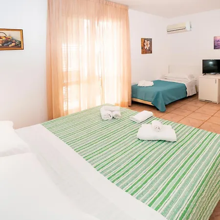 Fernanda Hotel Letojanni