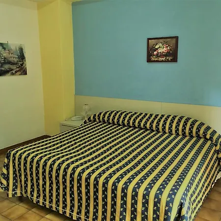 Fernanda לטויאני