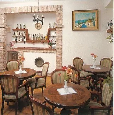 Fernanda Hotel 3*