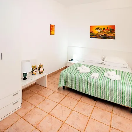 Hotell Fernanda Letojanni