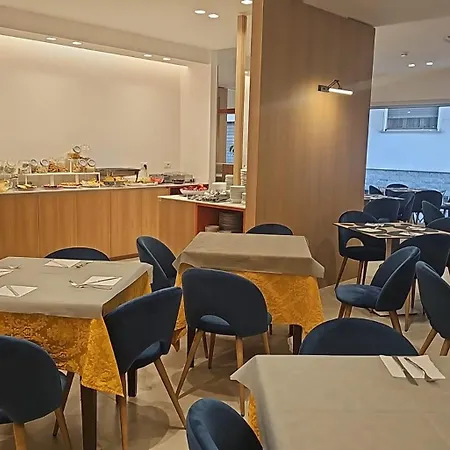 Fernanda Hotel 3*